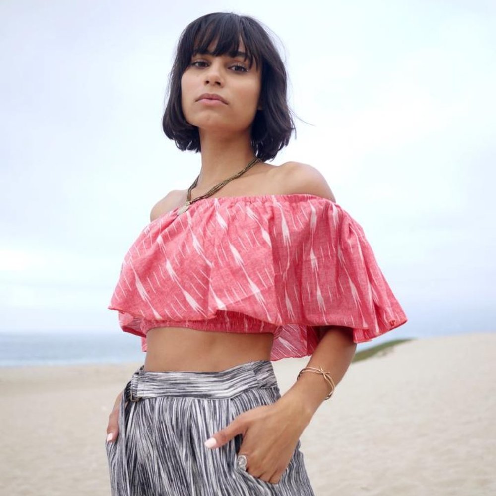 Goji Berry Crop Pink Ikat
